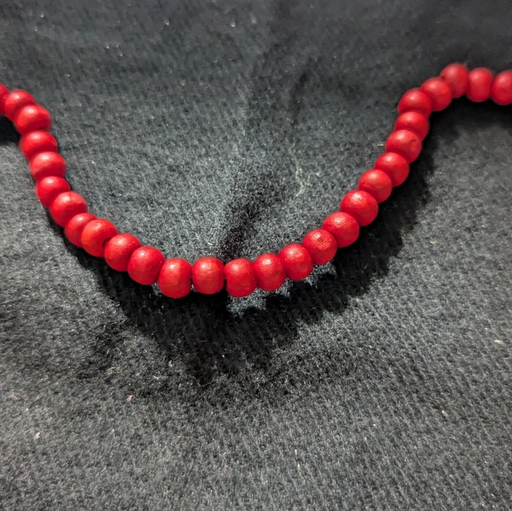 Silver Tone Red Wooden Chunky Beaded Statement Necklace - Picture 4 of 5